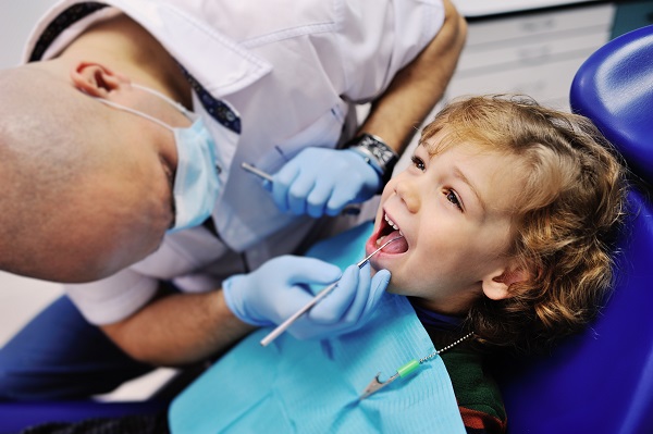 Children&#    ;s Dentist: Why Your Kids Need To Floss And Brush Their Teeth